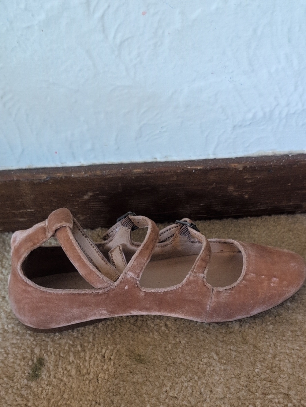Madewell 'Julie' Triple Buckle Velvet Flats in Rose - Picture 7 of 11